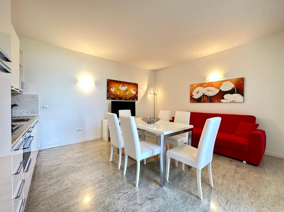 Frontemar Residenze Sul Mare - Carraro Immobiliare Jesolo - Family Apartments Exterior foto
