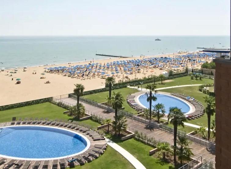 Frontemar Residenze Sul Mare - Carraro Immobiliare Jesolo - Family Apartments Exterior foto